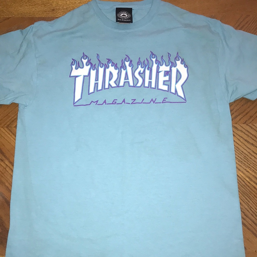 Light blue THRASHER T-shirt